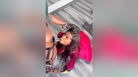 Boxing Dykes - porn video