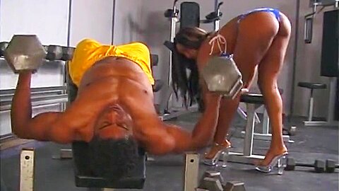 She Got Horny In Gym Lucky Bbc Was There - porn video