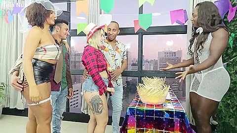 Sophie Stephanie Vem Colocar Lenha Nessa Duas Gostosas ( - porn video